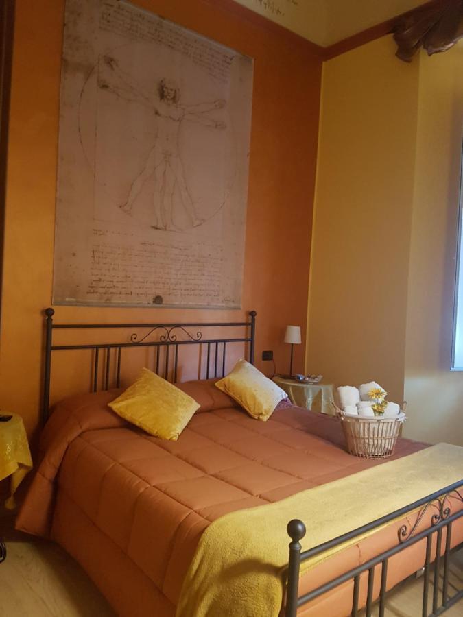 Ghiro Ghiotto Bed & Breakfast Pietra Ligure Eksteriør bilde